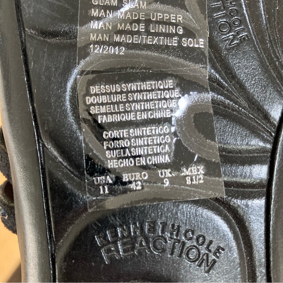 Kenneth Cole Reaction Size 11 Black Thongs - NWOT - Picture 2 of 7
